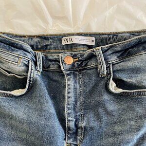 Zara Denim Blue Jeans size 8 Women's Skinny Jeans